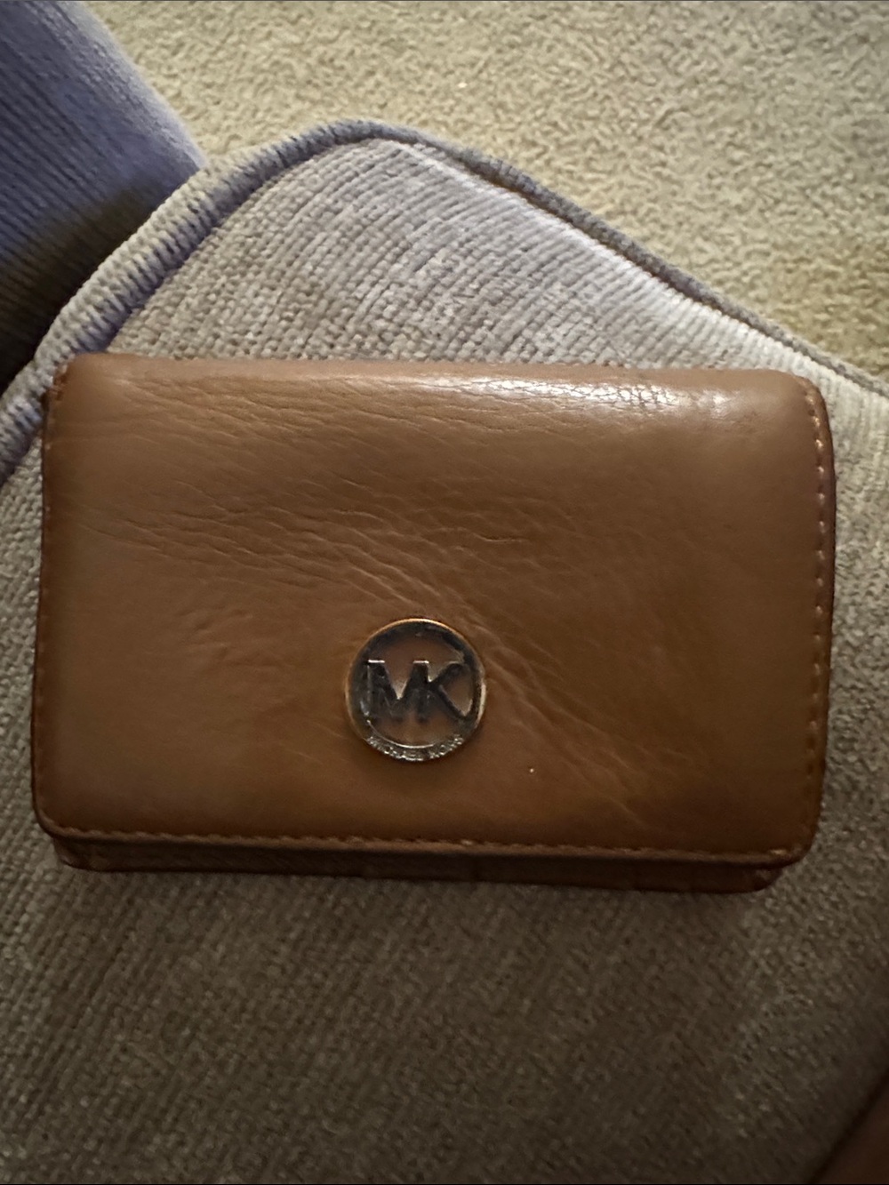 Michael Kors Tan Leather Key & Card Holder with MK Emblem